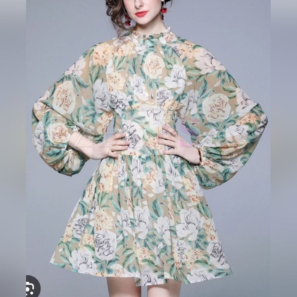 KAIMILAN Floral Dress.‎ Sz 8. NWT